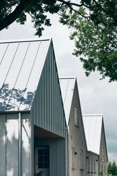 Nyt og gammelt i Jelling skriver fælles fremtidshistorie med stålprofiler, Feldmosevej 1 - 7300 Jelling